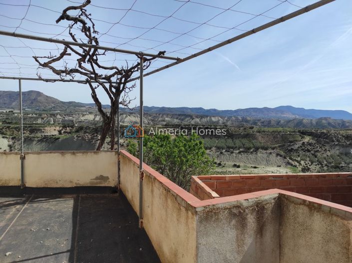 Image No.26-6 Bed Village House for sale