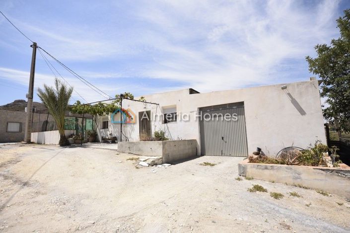Image No.1-2 Bed Country House for sale