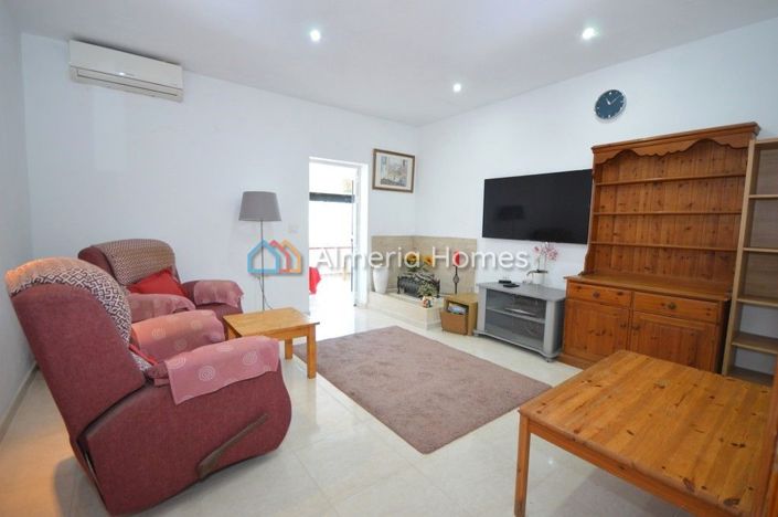 Image No.10-3 Bed Villa for sale