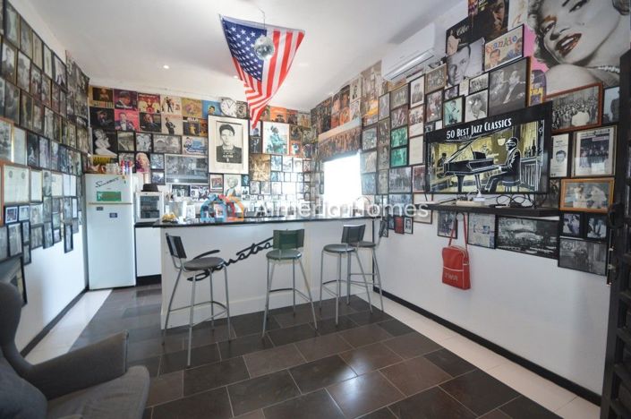 Image No.5-3 Bed Villa for sale