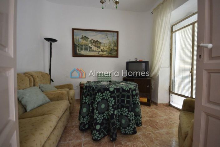 Image No.7-4 Bed Townhouse for sale