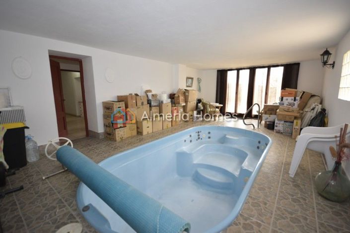 Image No.13-5 Bed Country House for sale