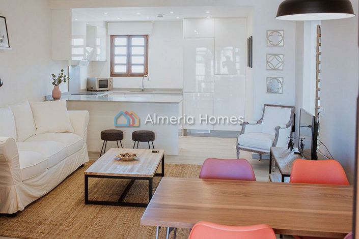 Image No.2-2 Bed Apartment for sale