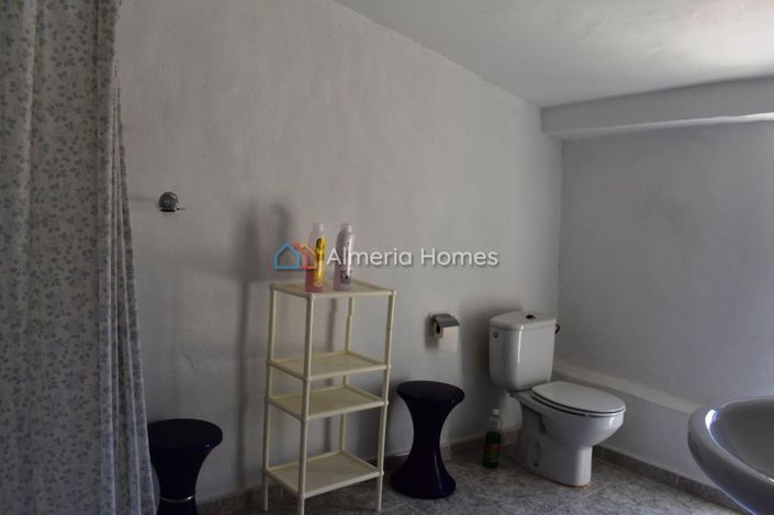 Image No.15-3 Bed Village House for sale