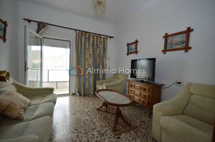 Image No.13-3 Bed Townhouse for sale