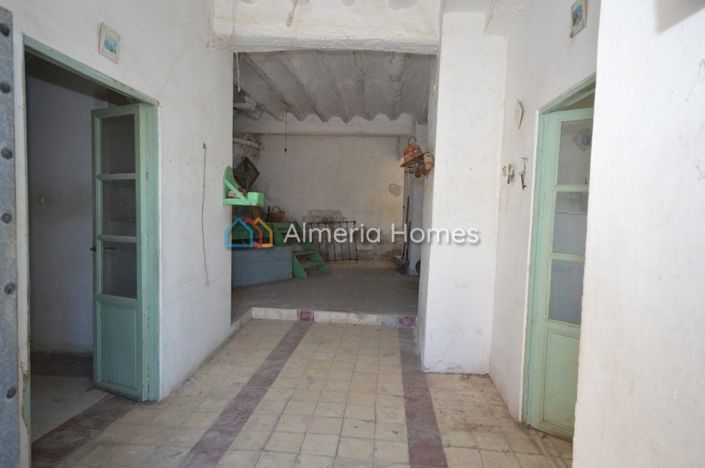 Image No.10-3 Bed Country House for sale