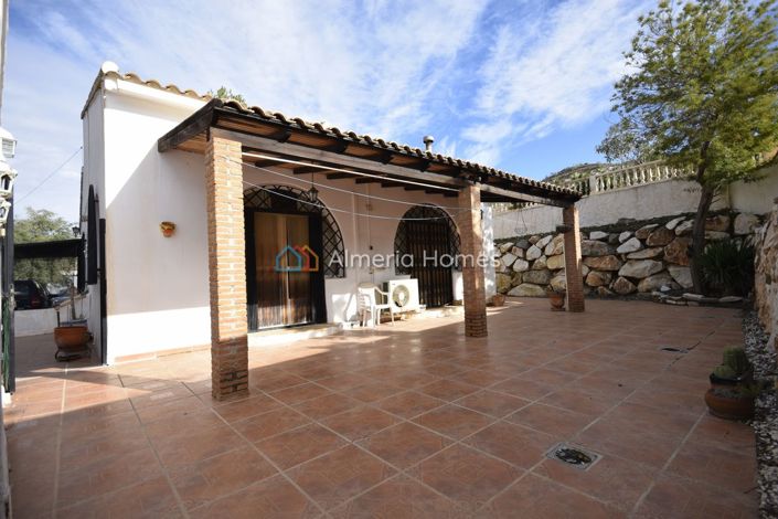 Image No.1-3 Bed Villa for sale