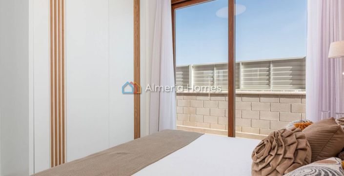 Image No.10-3 Bed Villa for sale