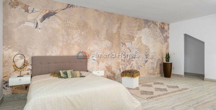 Image No.25-3 Bed Villa for sale