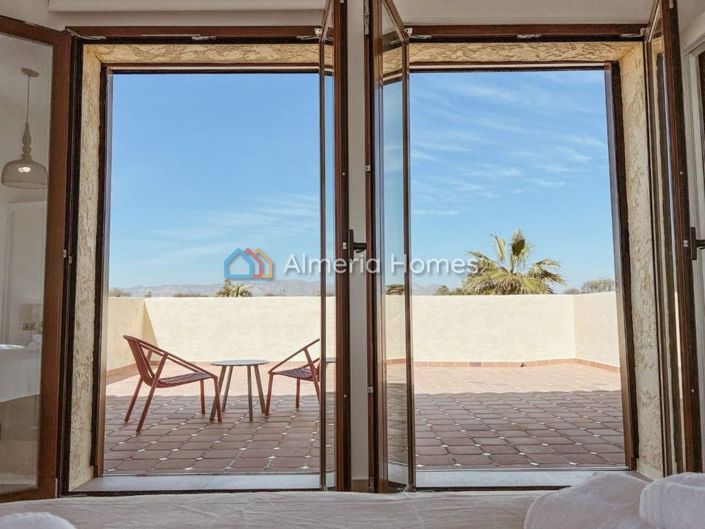 Image No.4-3 Bed Villa for sale