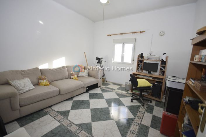 Image No.24-3 Bed Villa for sale