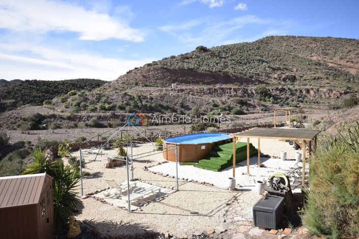 Image No.11-5 Bed Country House for sale