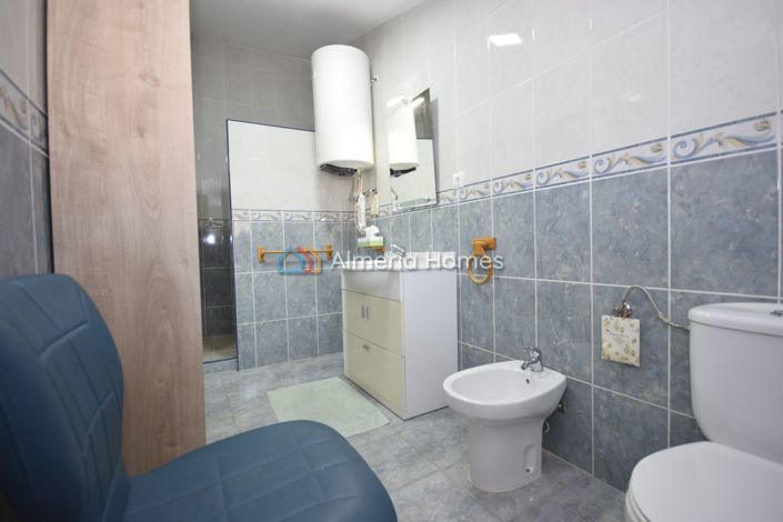 Image No.29-5 Bed Country House for sale