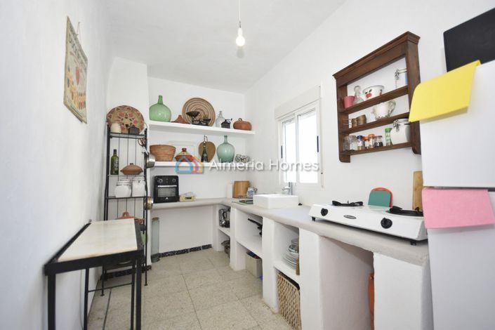 Image No.8-4 Bed Townhouse for sale