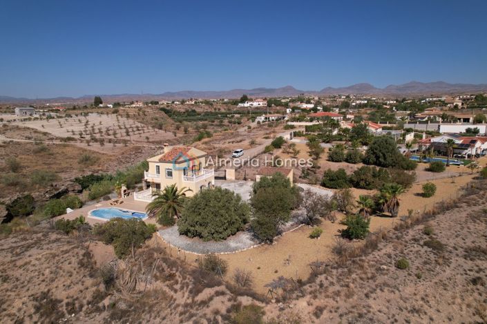 Image No.4-3 Bed Villa for sale