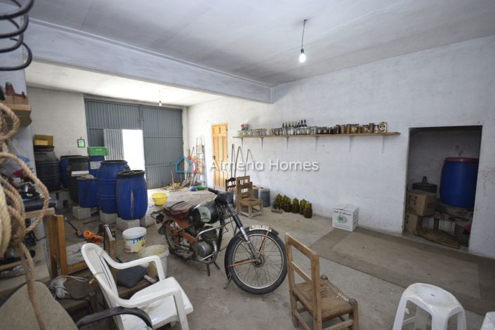 Image No.16-10 Bed Country House for sale