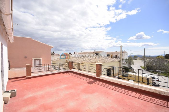 Image No.19-4 Bed Village House for sale