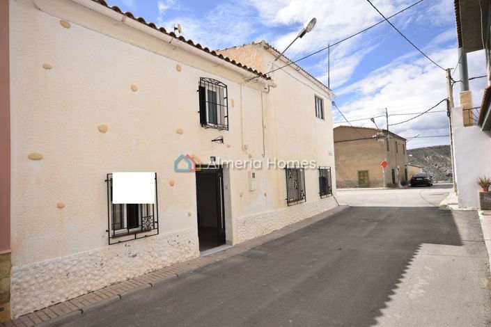 Image No.2-4 Bed Village House for sale