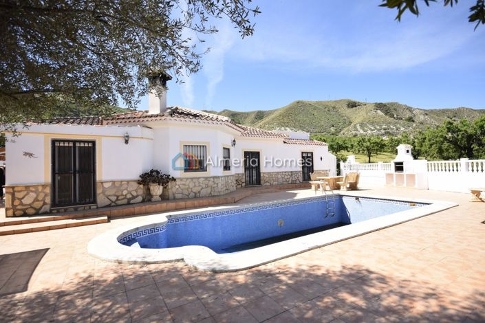 Image No.7-5 Bed Villa for sale