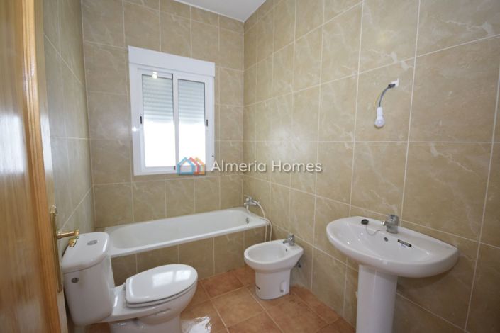 Image No.11-3 Bed Villa for sale