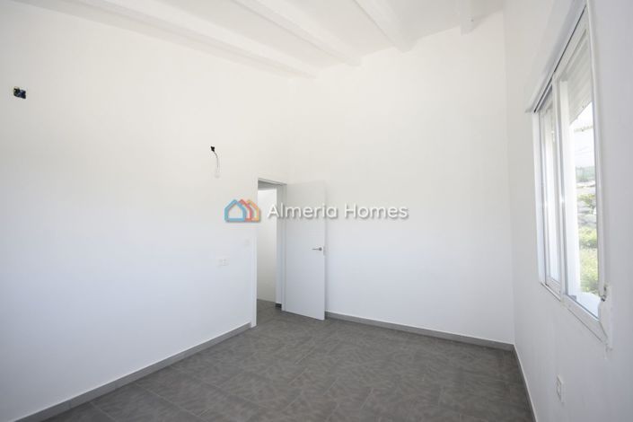 Image No.13-3 Bed Villa for sale