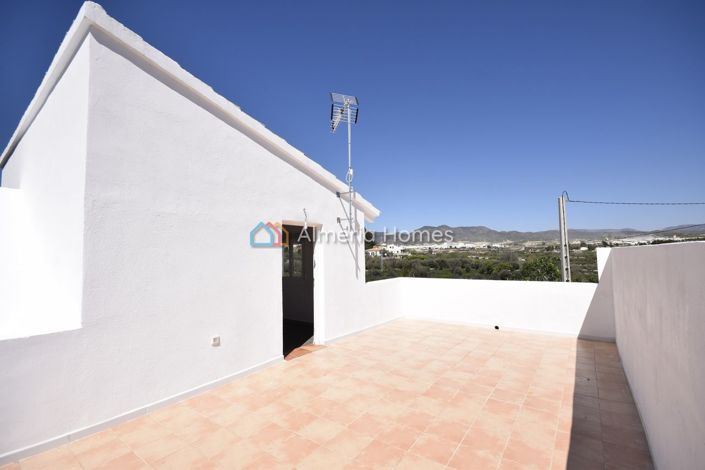 Image No.17-3 Bed Villa for sale