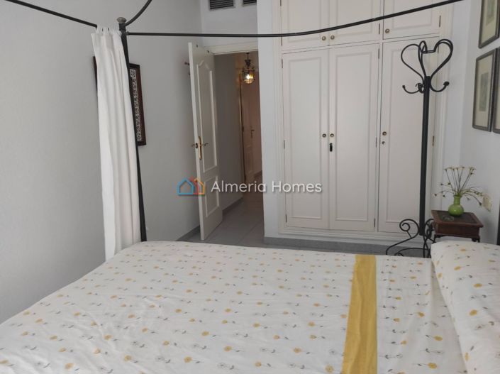 Image No.13-3 Bed Apartment for sale