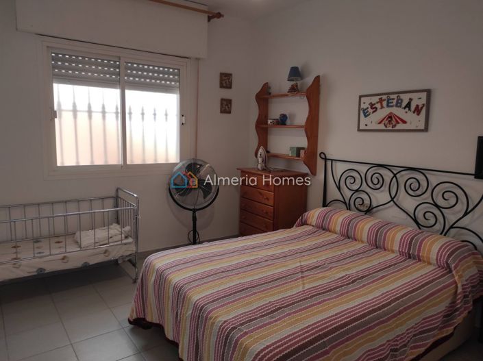 Image No.15-3 Bed Apartment for sale