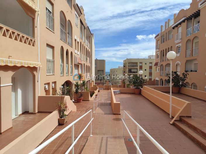 Image No.24-3 Bed Apartment for sale