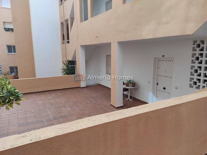 Image No.26-3 Bed Apartment for sale