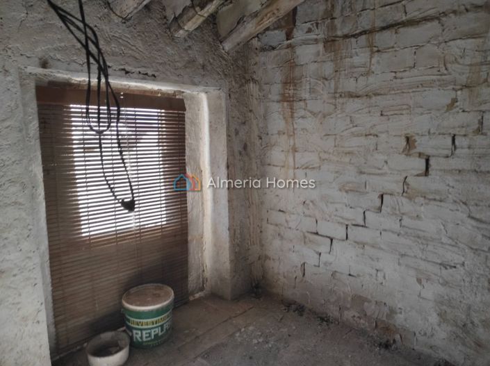 Image No.4-3 Bed Village House for sale