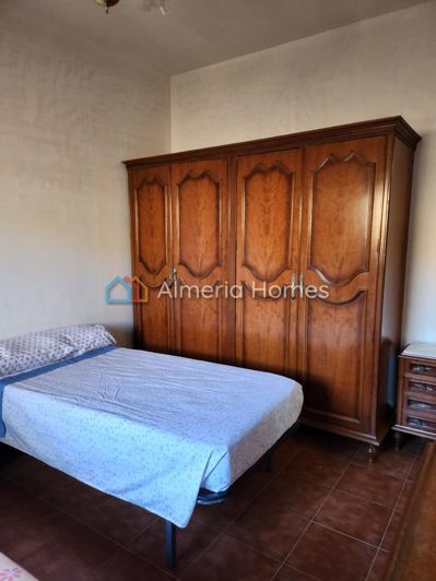 Image No.11-3 Bed Country House for sale