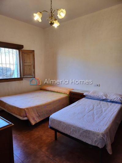 Image No.12-3 Bed Country House for sale