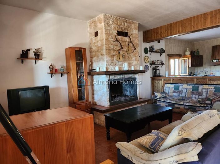 Image No.3-3 Bed Country House for sale