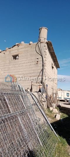 Image No.18-3 Bed Country House for sale