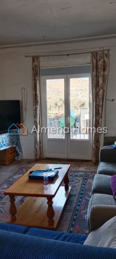 Image No.6-3 Bed Country House for sale