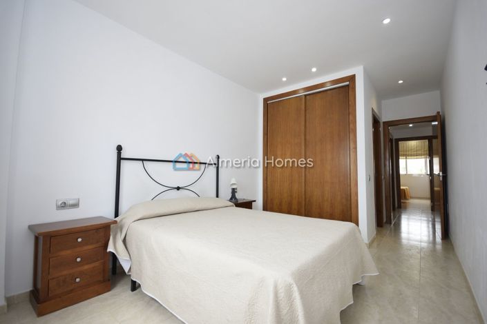 Image No.18-2 Bed Apartment for sale