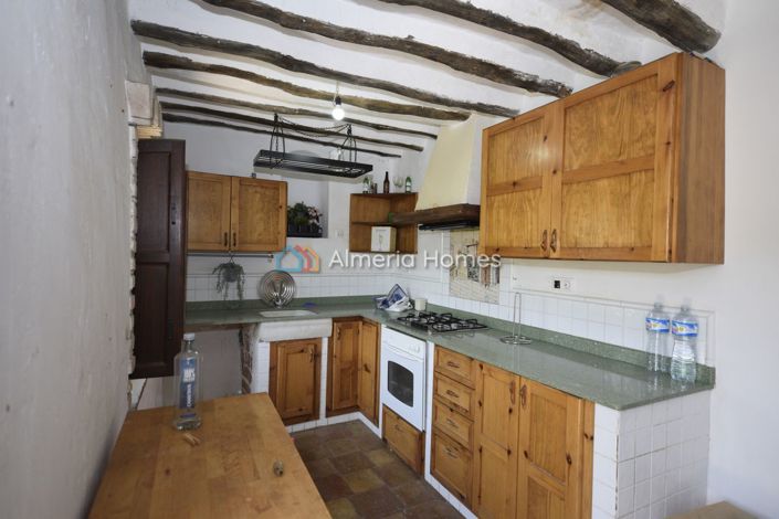 Image No.4-5 Bed Townhouse for sale