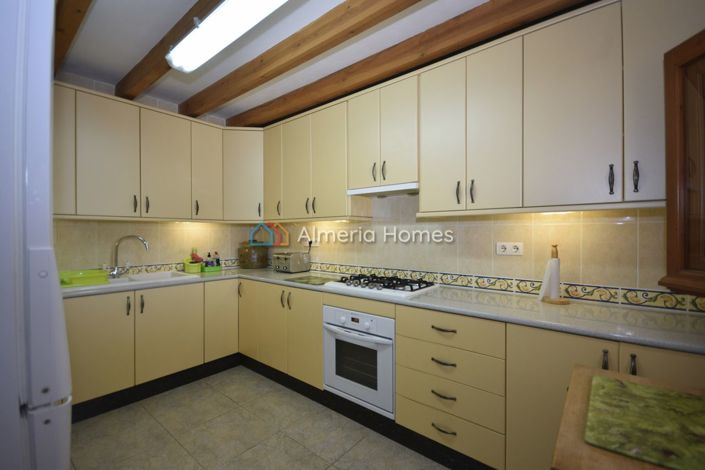 Image No.22-2 Bed Country House for sale