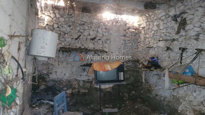 Image No.14-4 Bed Village House for sale