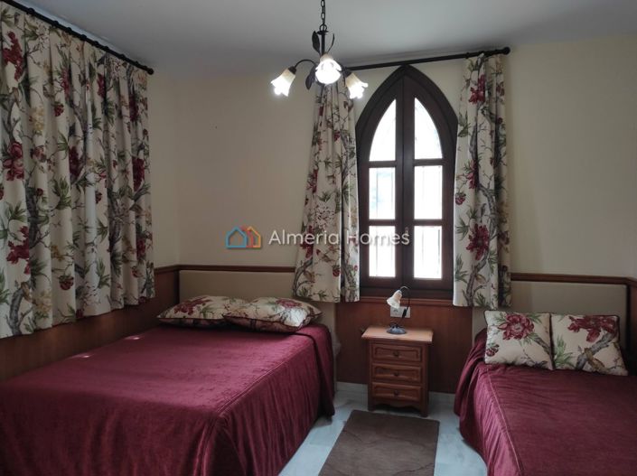 Image No.11-4 Bed Villa for sale