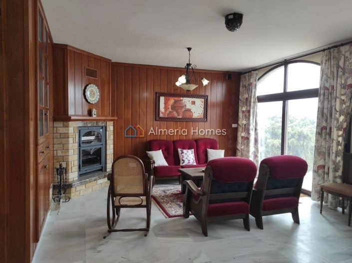 Image No.3-4 Bed Villa for sale