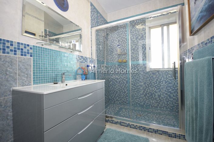 Image No.21-3 Bed Villa for sale