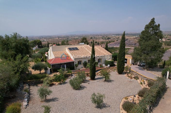 Image No.4-3 Bed Villa for sale