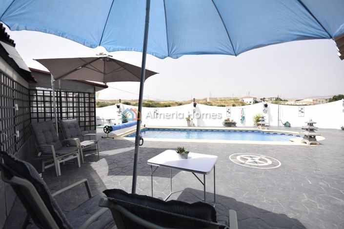 Image No.10-4 Bed Country House for sale