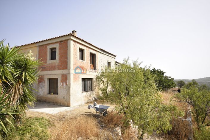 Image No.12-6 Bed Country House for sale