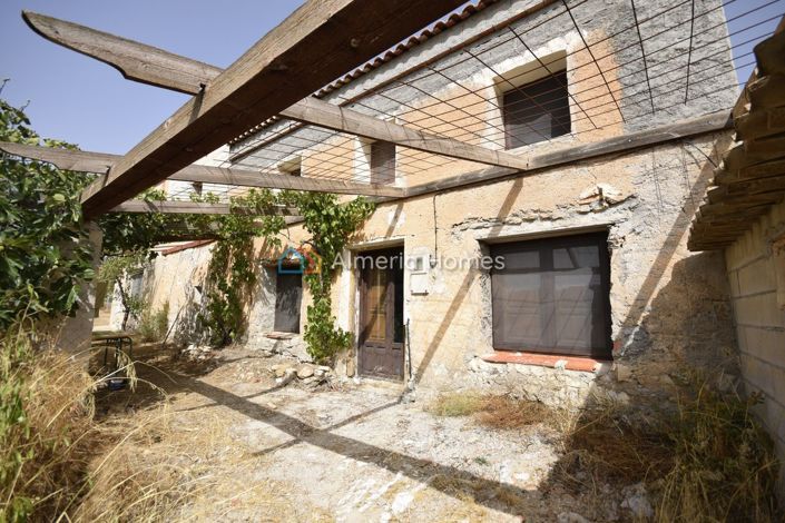 Image No.13-6 Bed Country House for sale