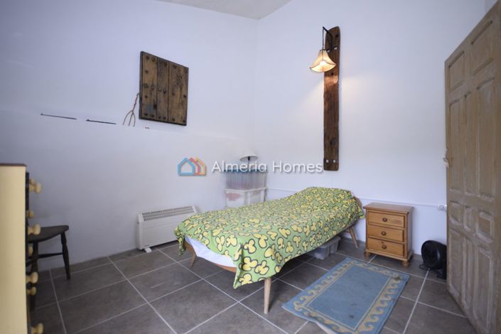 Image No.22-6 Bed Country House for sale