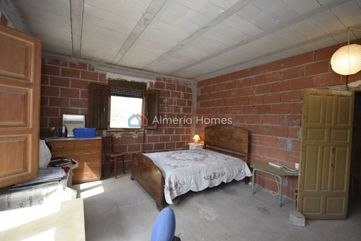 Image No.28-6 Bed Country House for sale