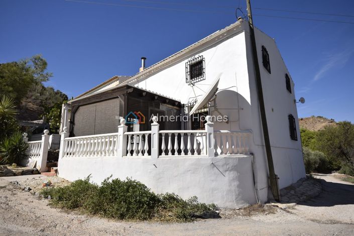 Image No.13-3 Bed Country House for sale